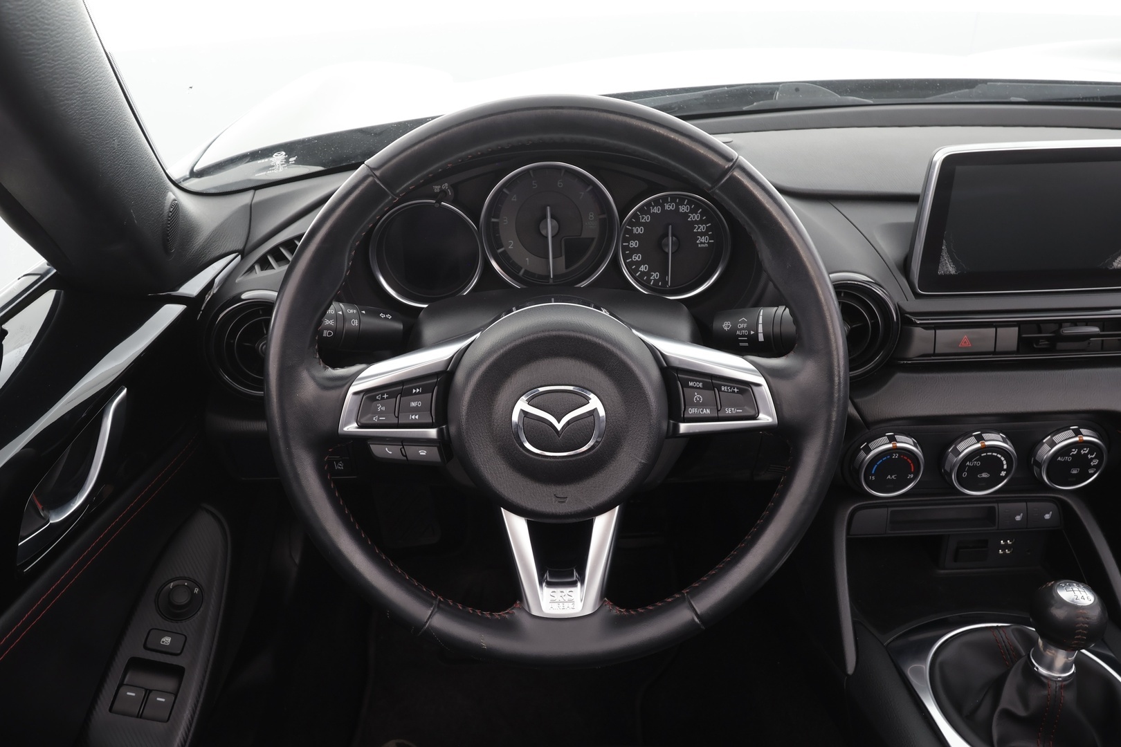MAZDA MX-5 2016