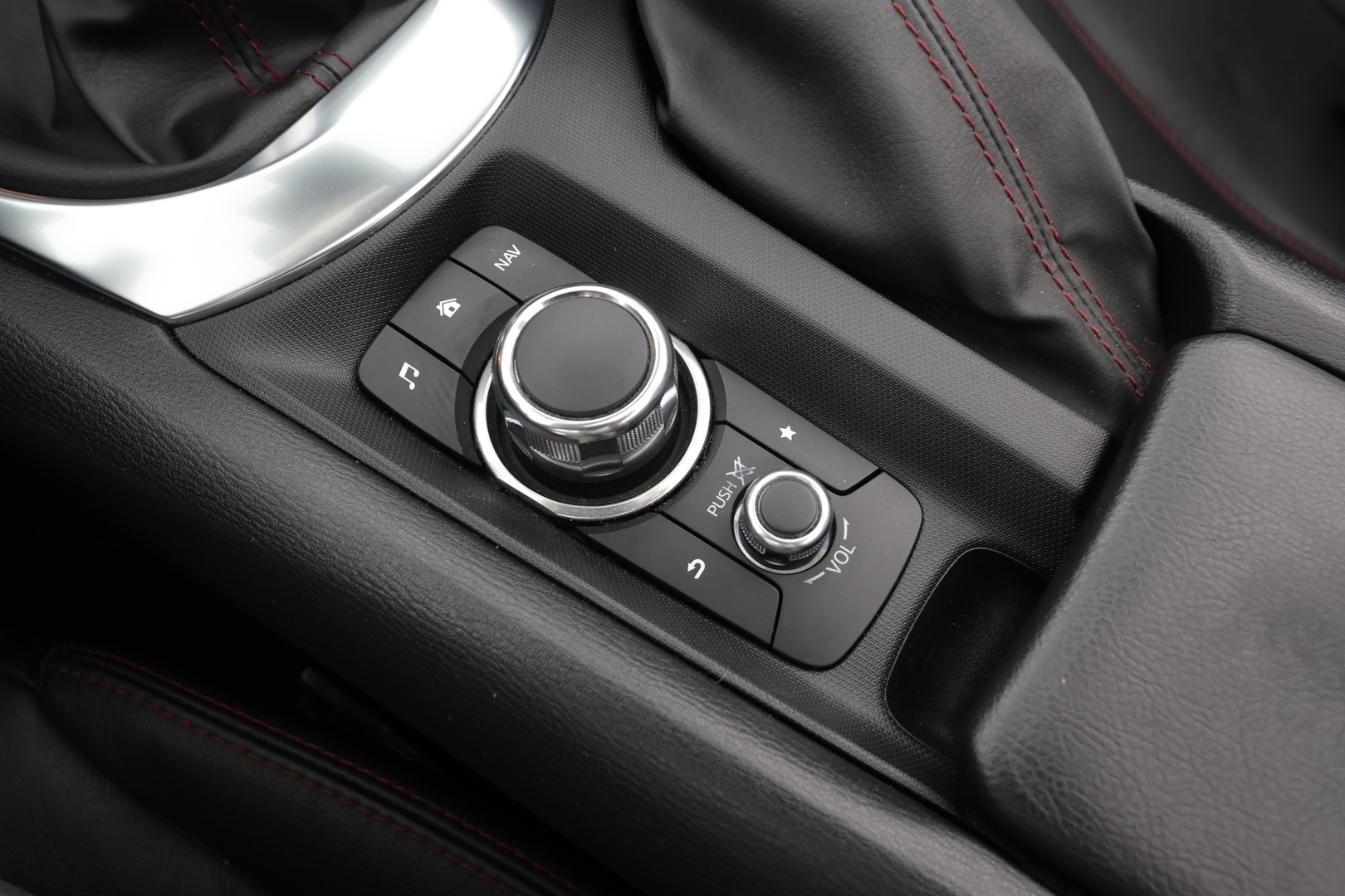 MAZDA MX-5 2016