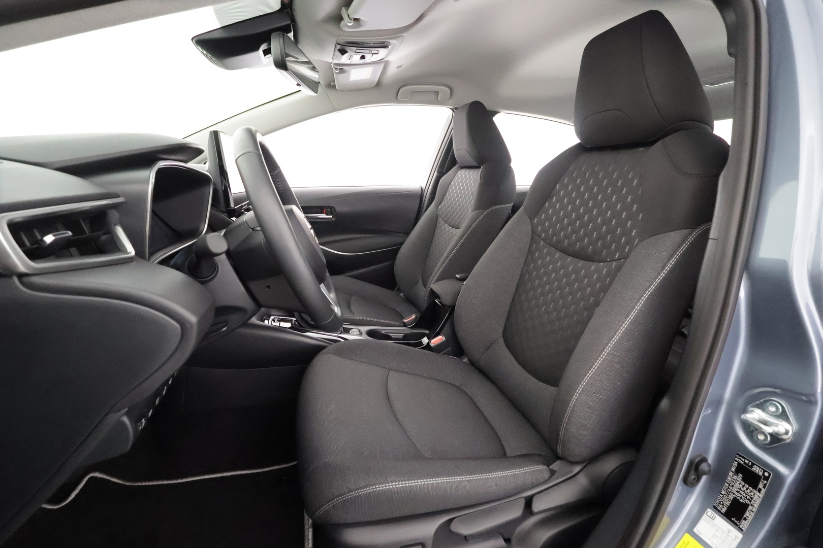 TOYOTA Corolla 2025