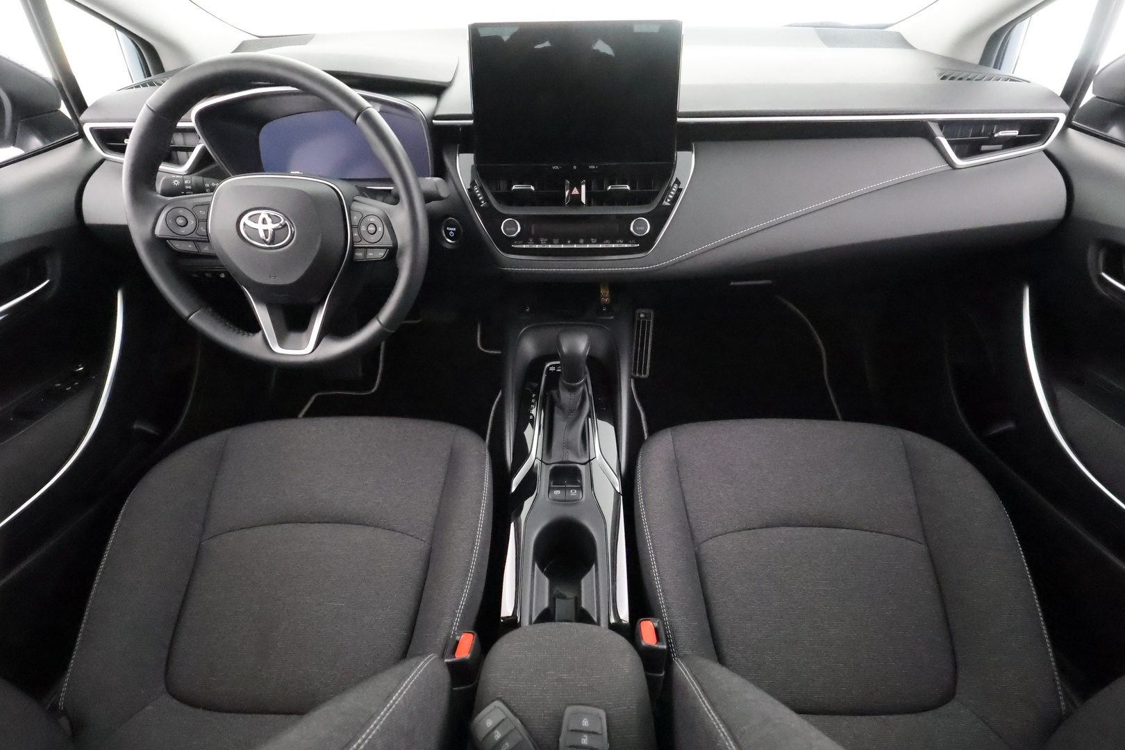 TOYOTA Corolla 2025