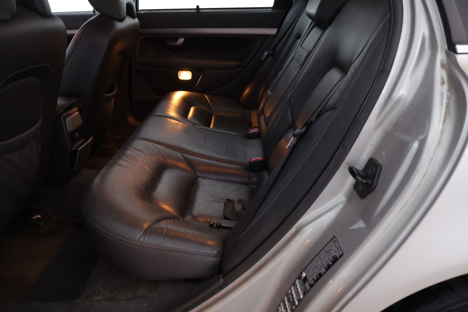 VOLVO S80 2004