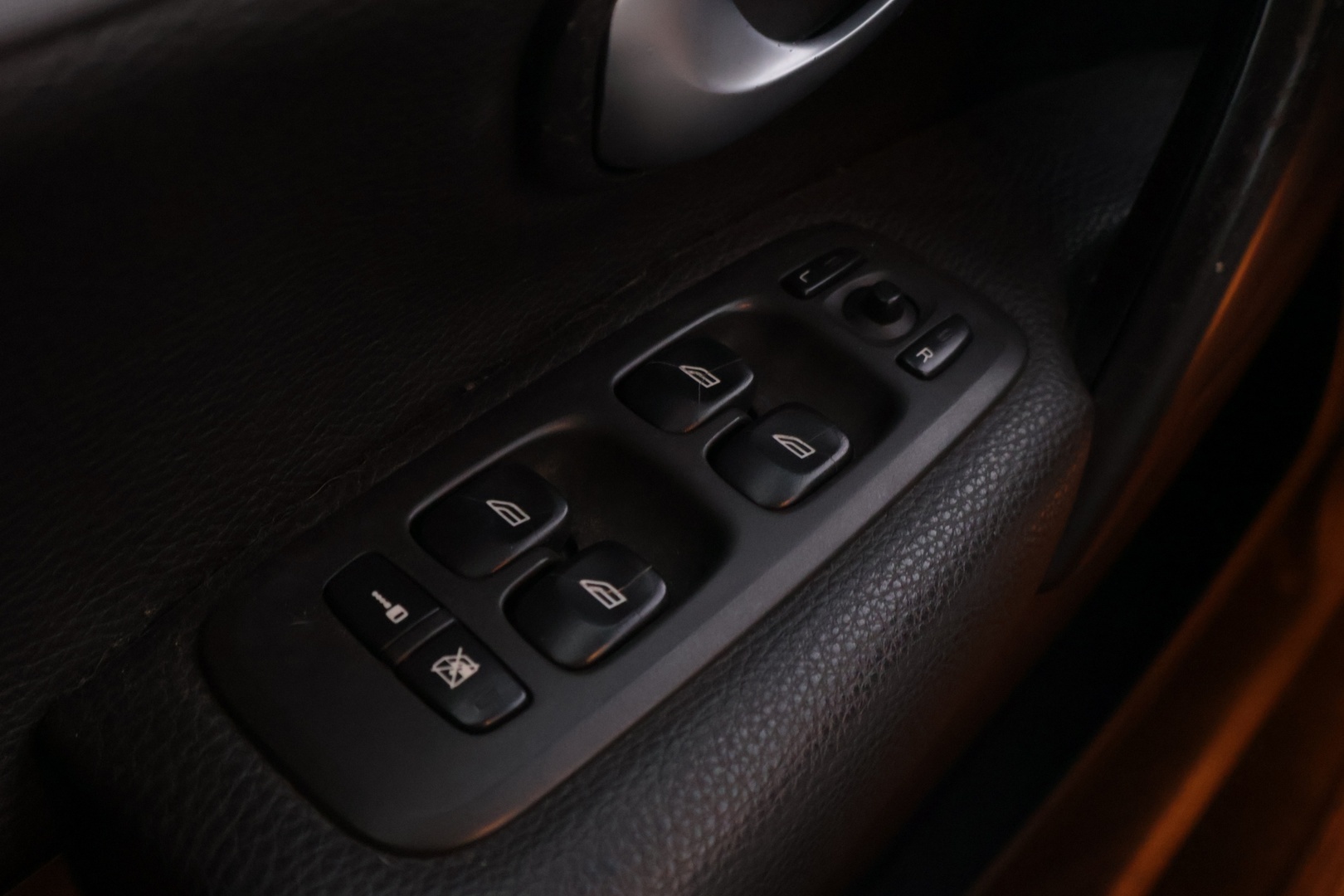 VOLVO S80 2004