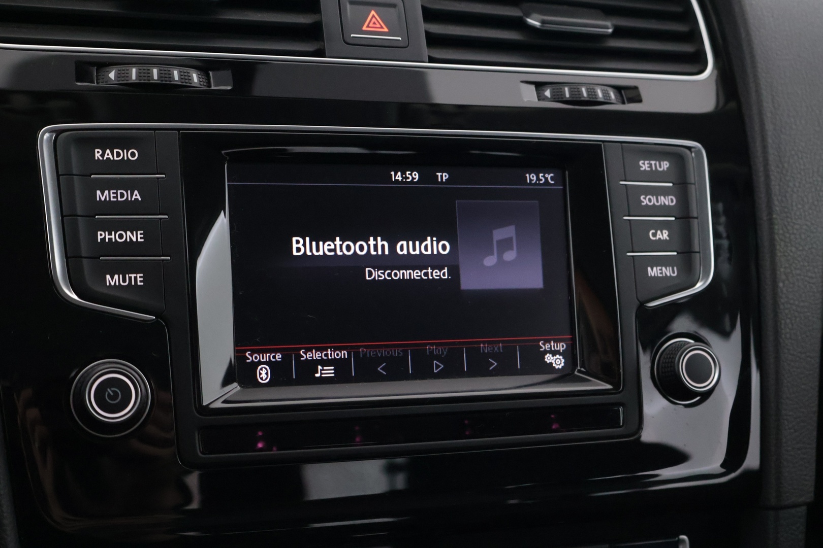 VOLKSWAGEN Golf 2014