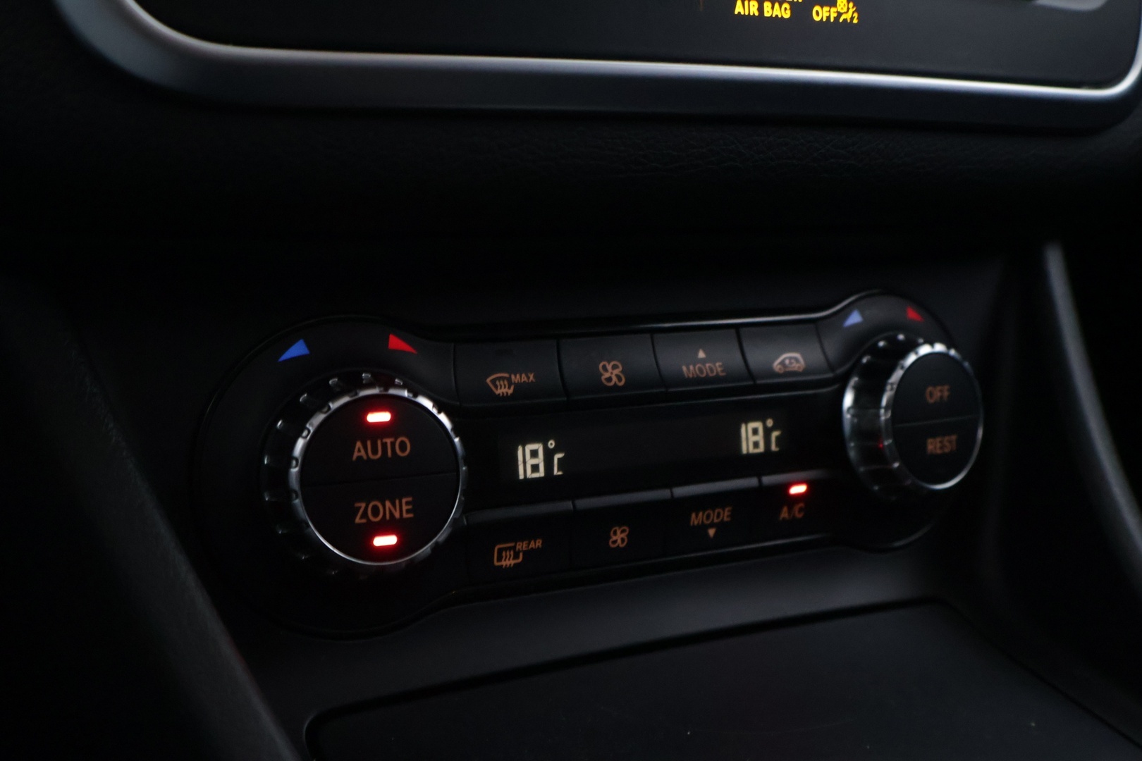 MERCEDES-BENZ CLA 2016