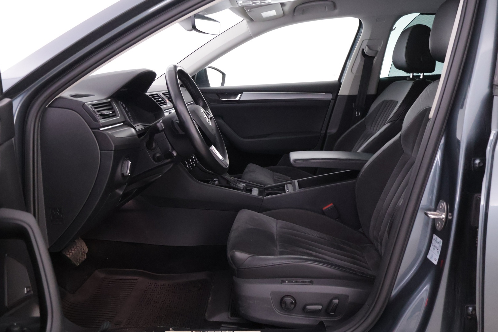 SKODA Superb 2019