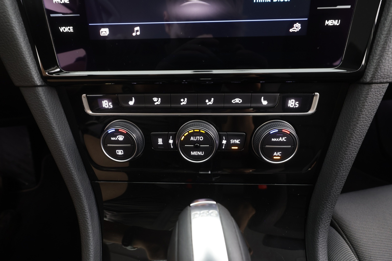 VOLKSWAGEN Golf 2019