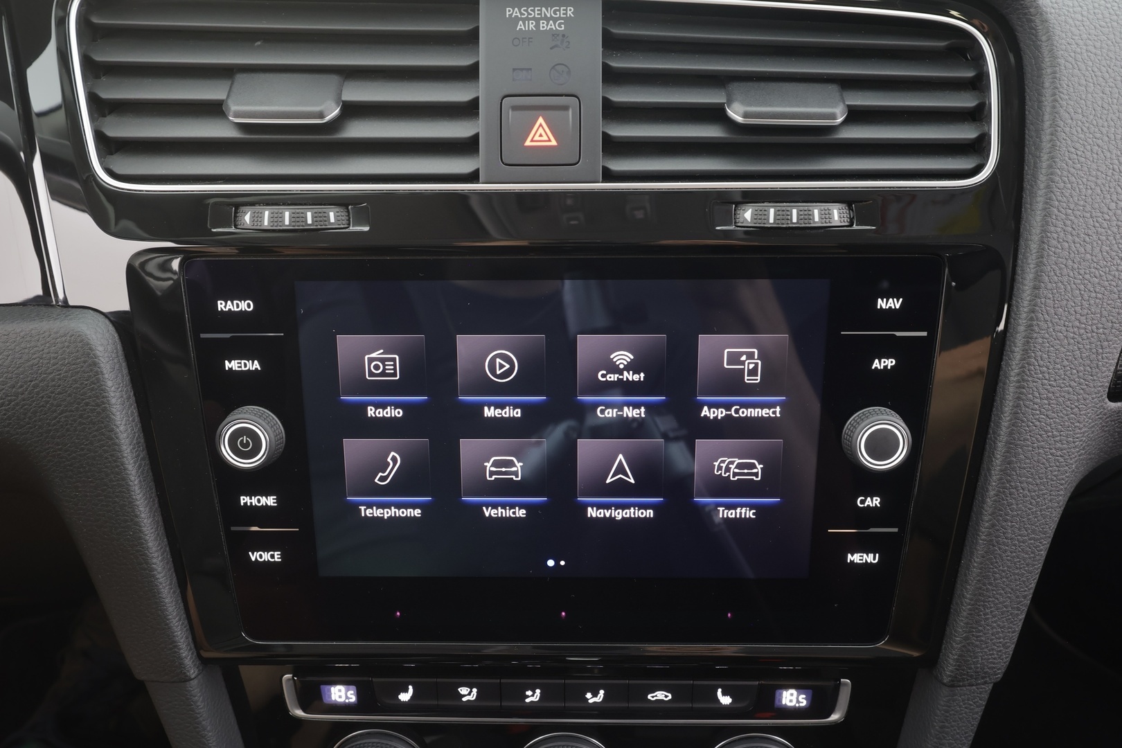 VOLKSWAGEN Golf 2019
