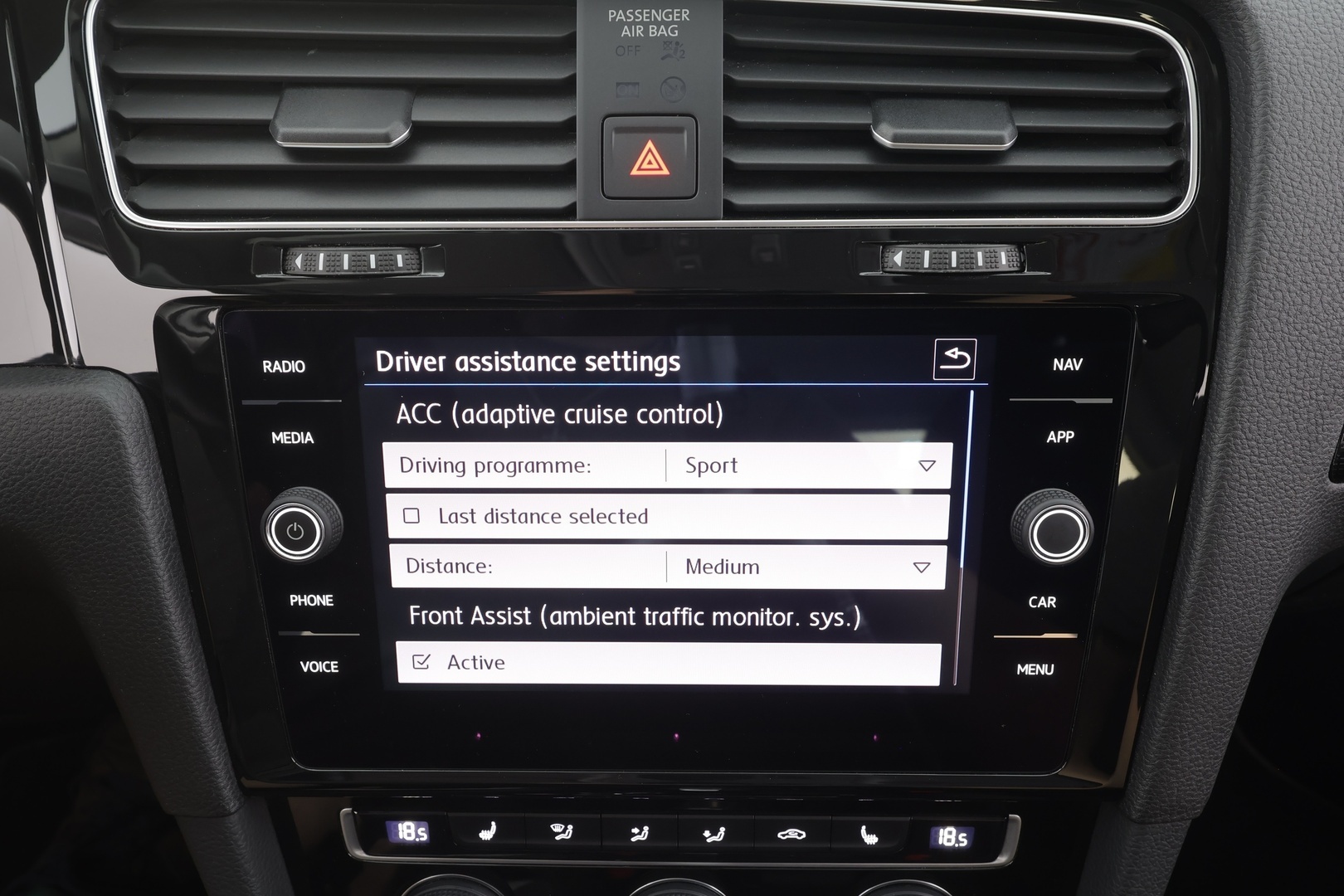 VOLKSWAGEN Golf 2019