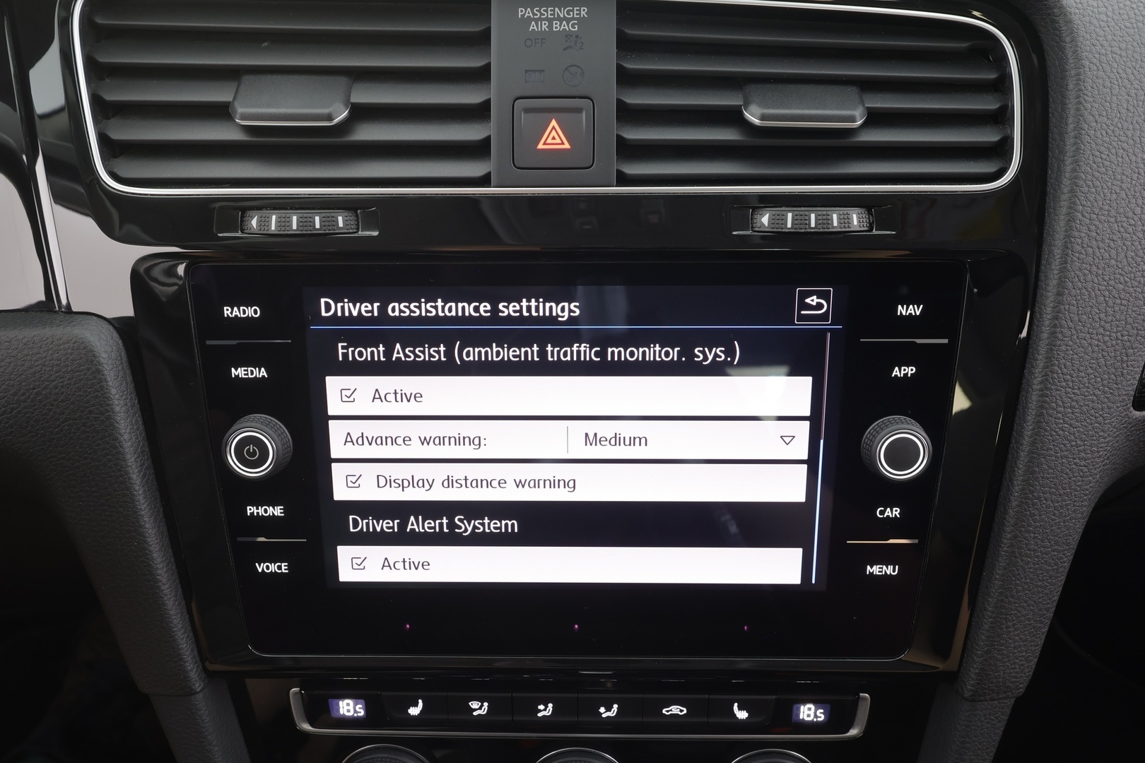 VOLKSWAGEN Golf 2019