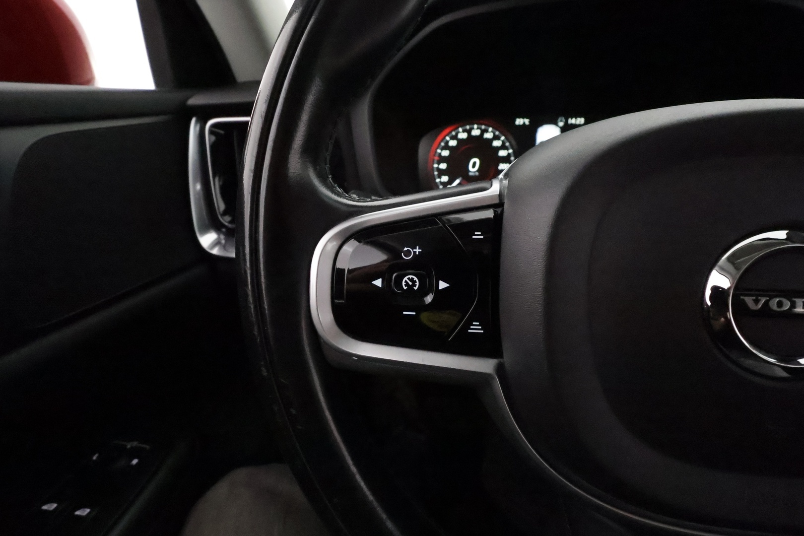 VOLVO V60 Cross Country 2019