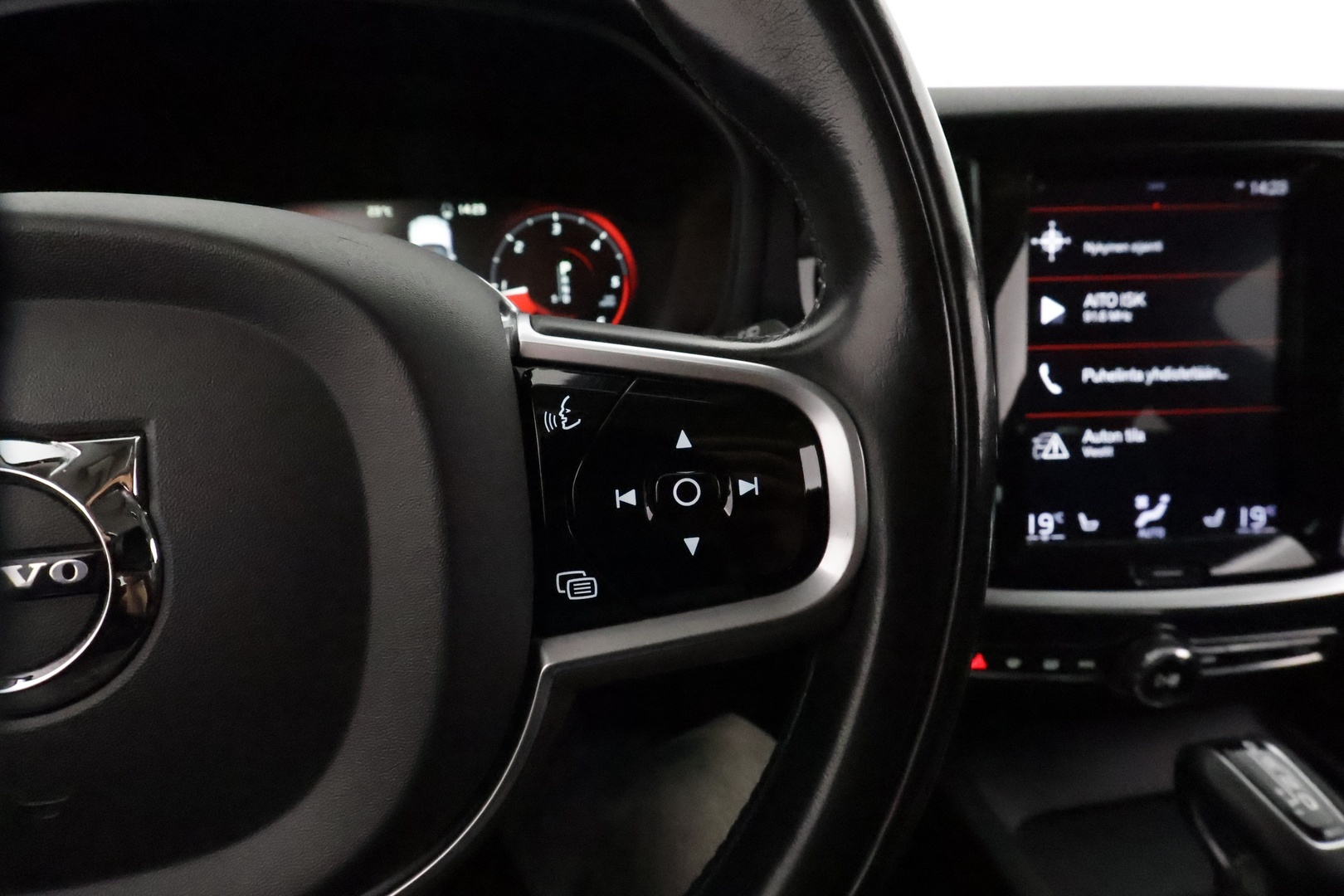 VOLVO V60 Cross Country 2019