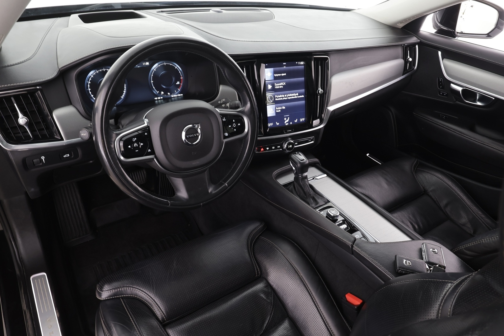 VOLVO V90 2017