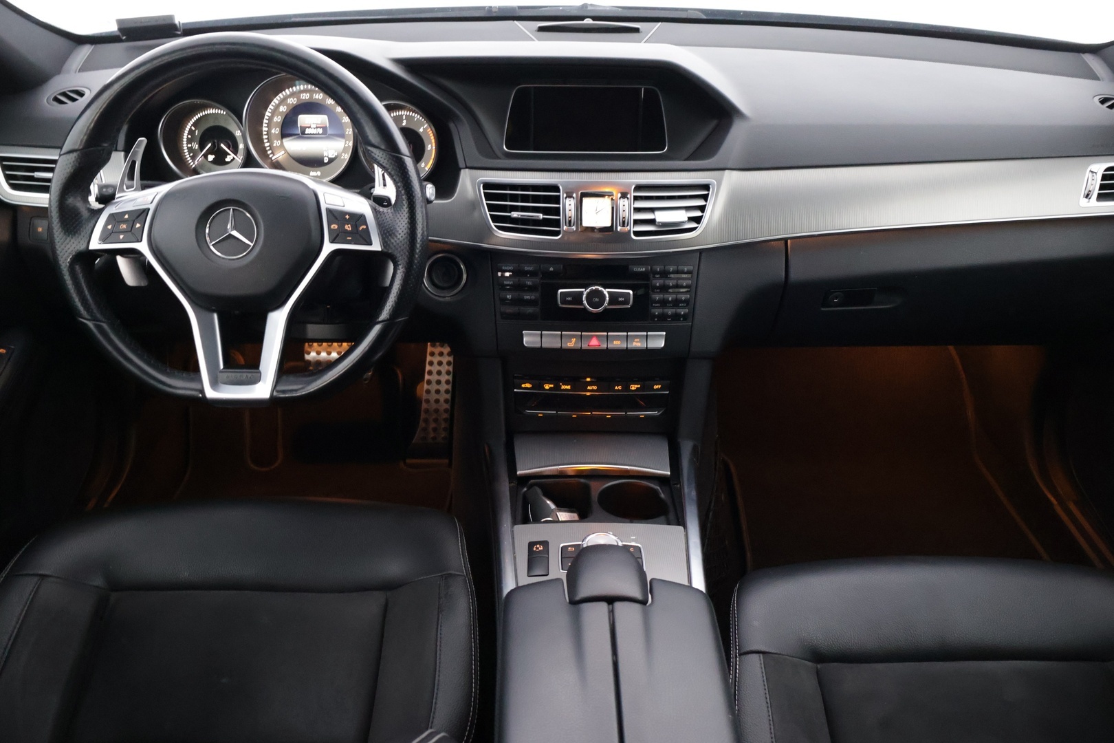MERCEDES-BENZ E 2013