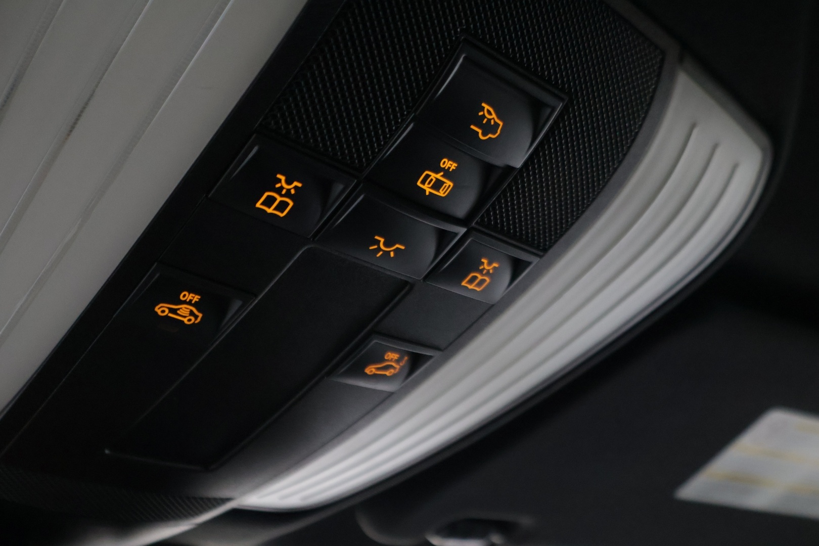 MERCEDES-BENZ E 2013