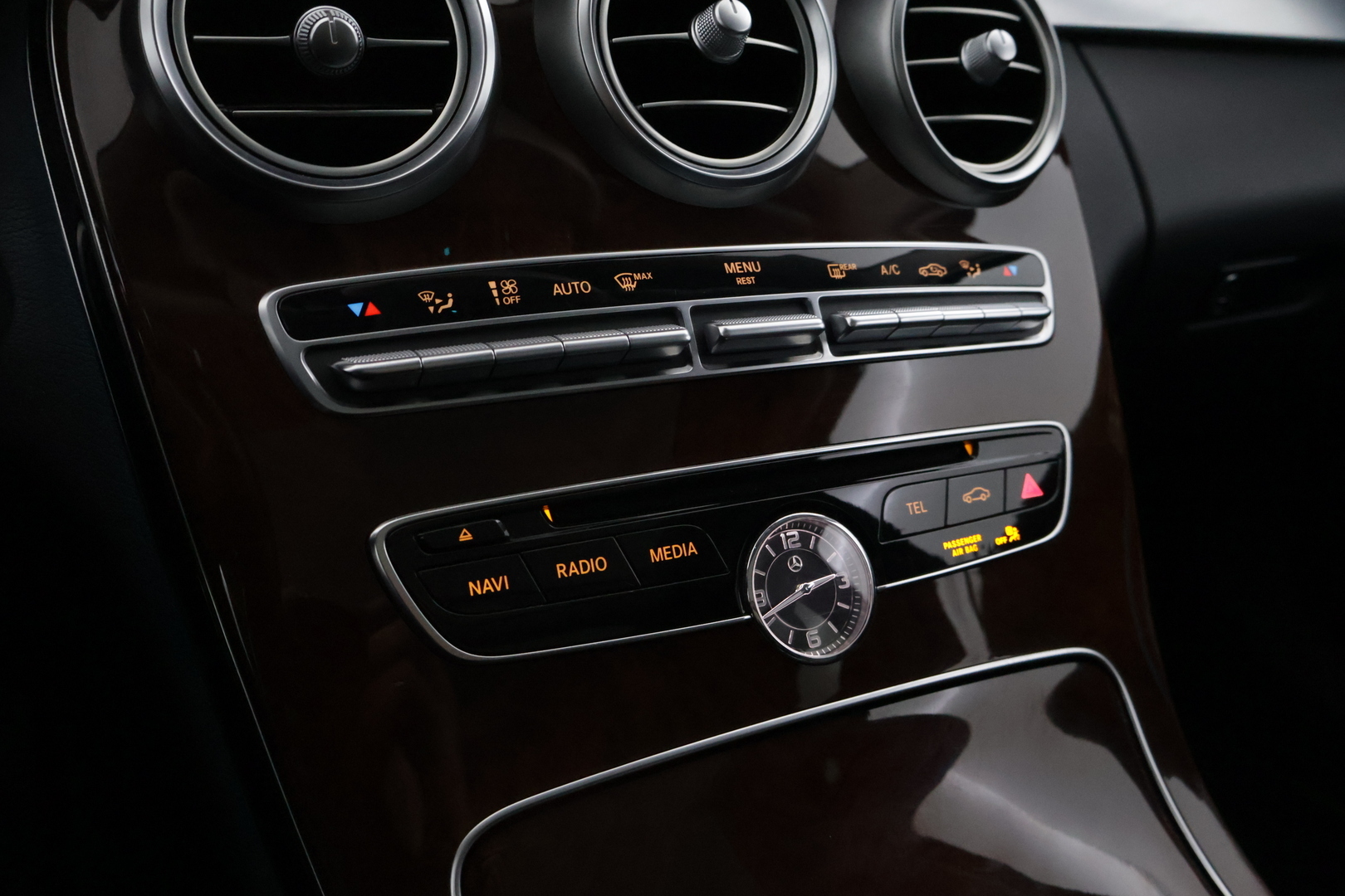 MERCEDES-BENZ C 2016