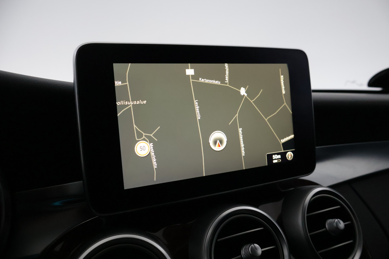 MERCEDES-BENZ C 2016