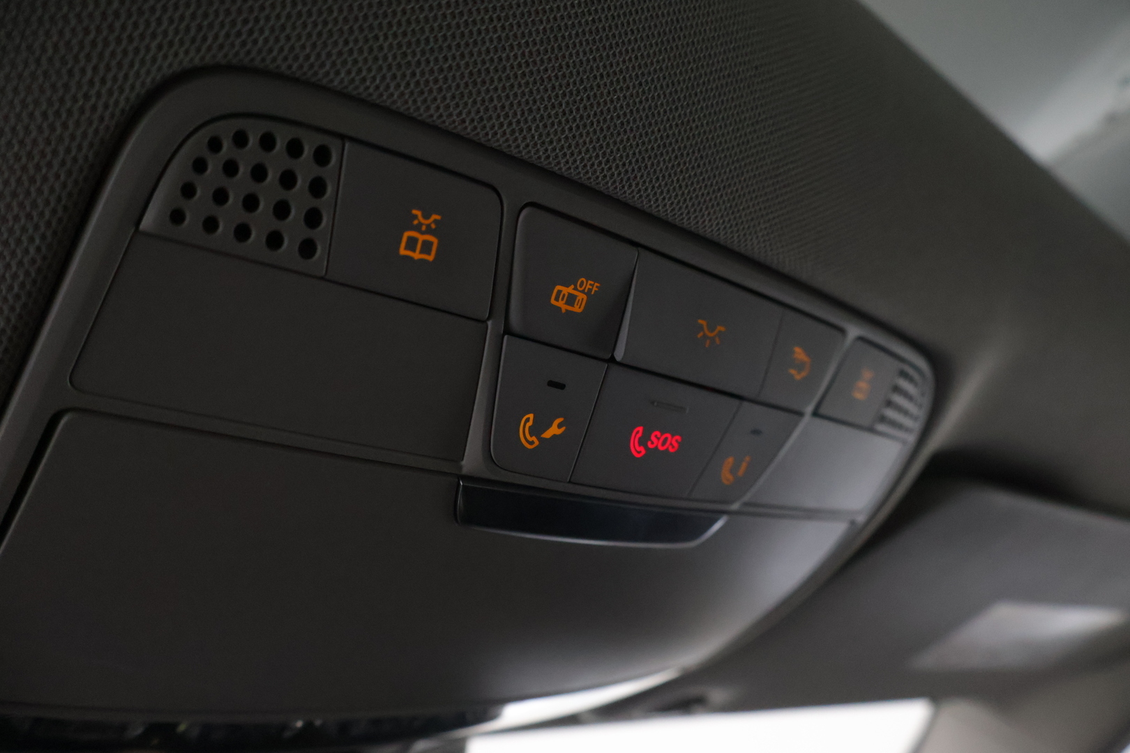 MERCEDES-BENZ C 2016