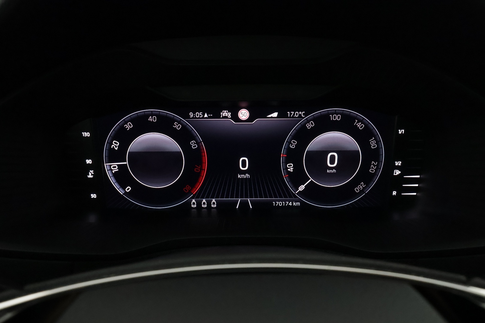 SKODA Karoq 2021
