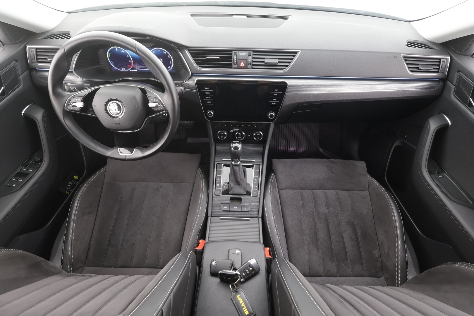 SKODA Superb 2022