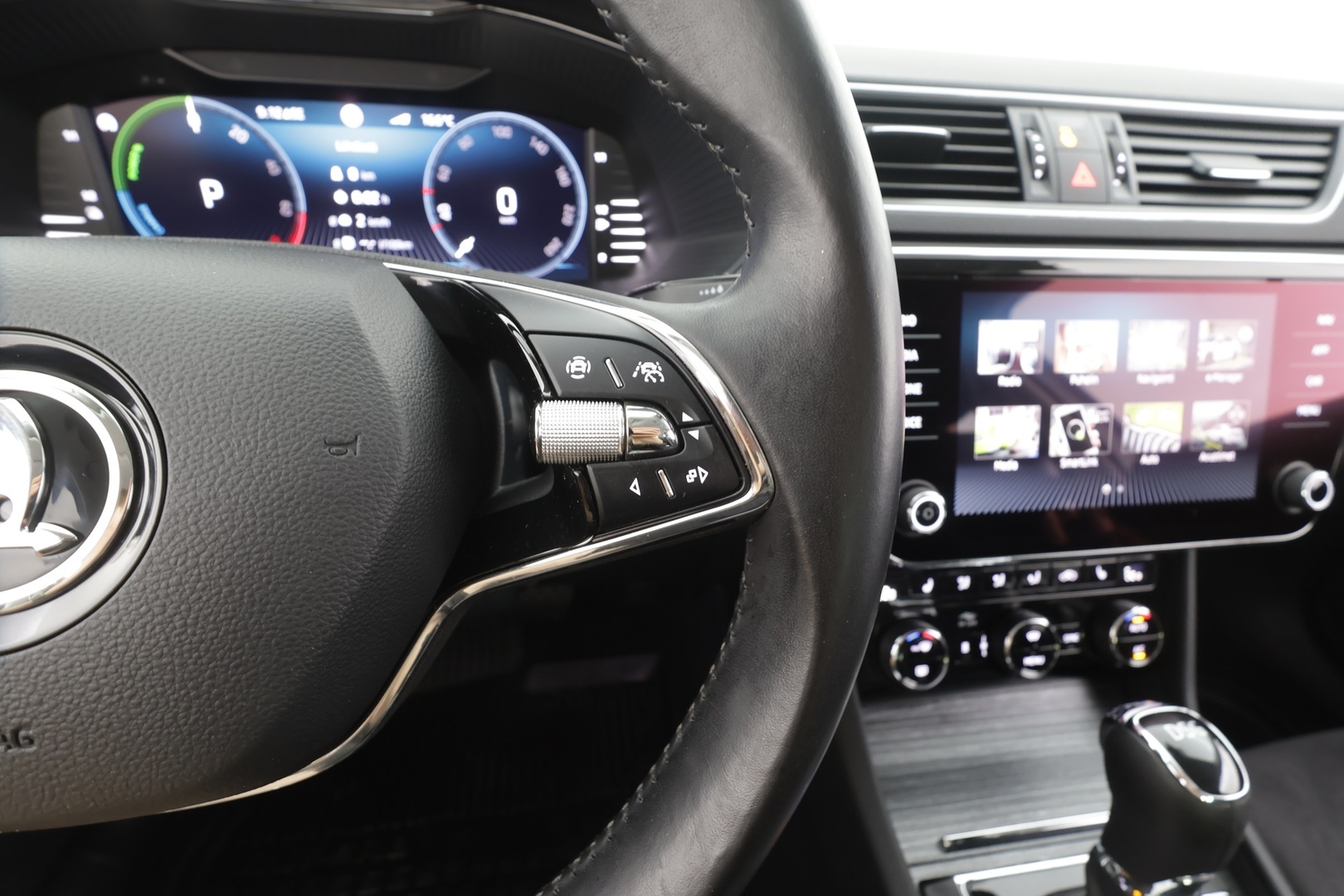 SKODA Superb 2022