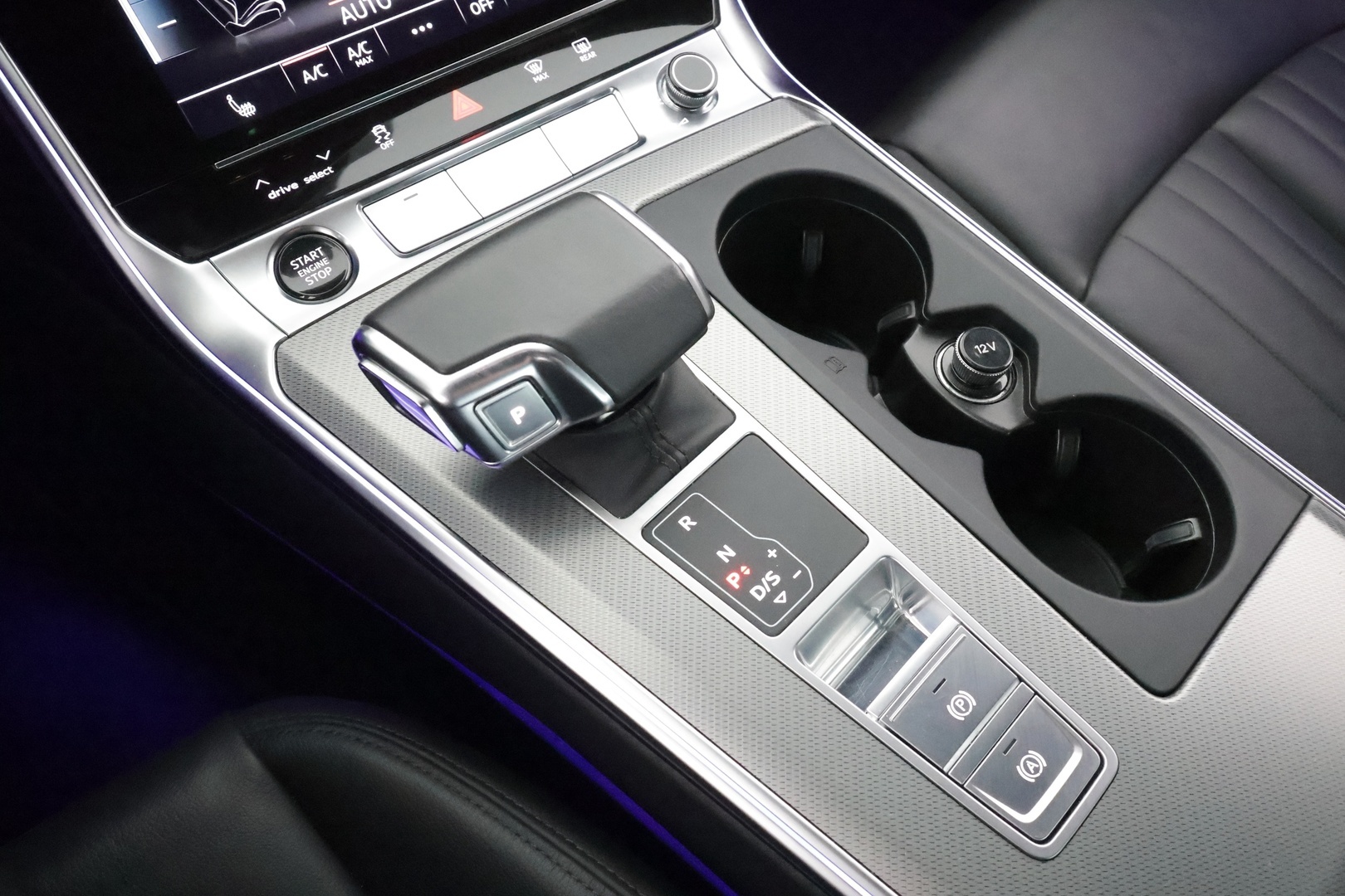 AUDI A6 2021
