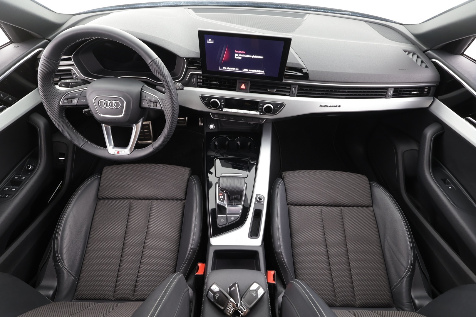 AUDI A4 2022
