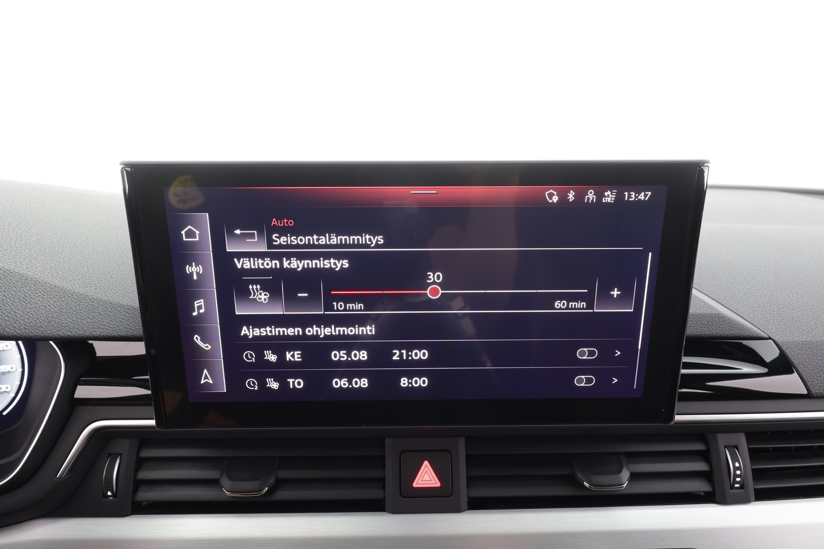 AUDI A4 2022