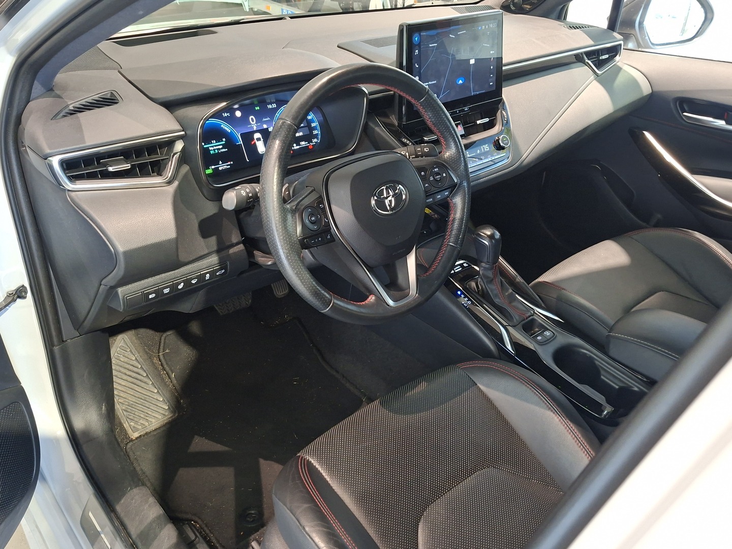 TOYOTA Corolla 2023