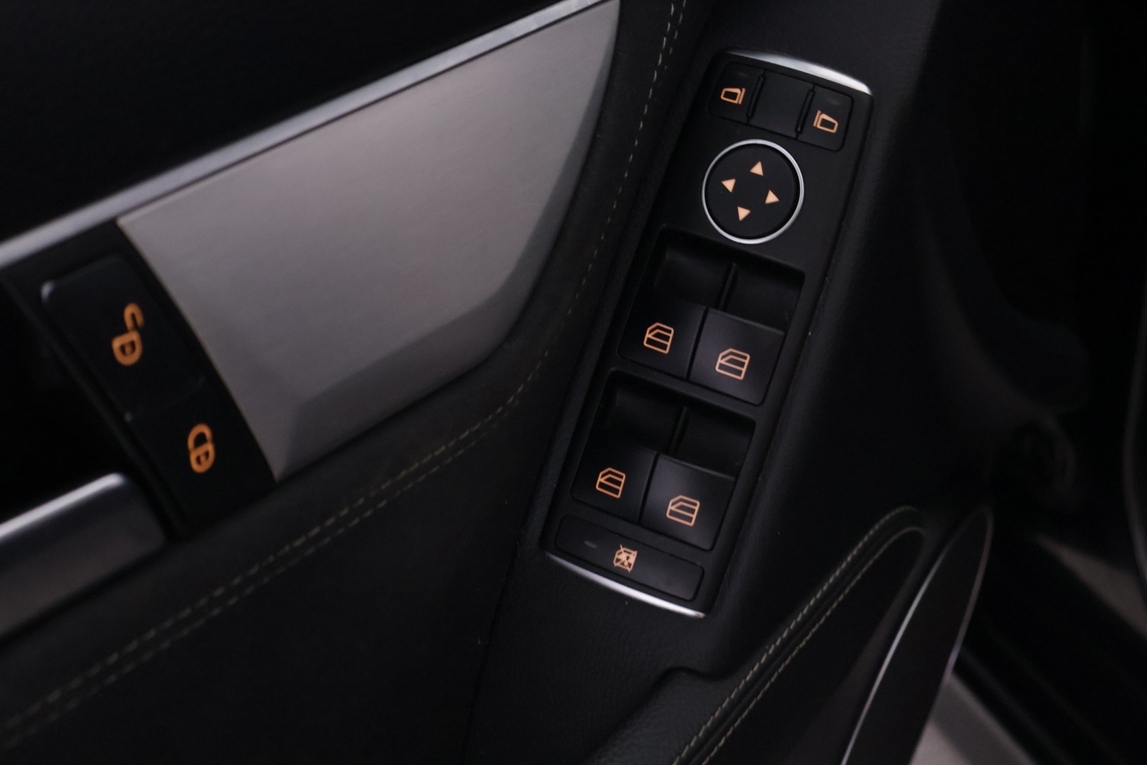 MERCEDES-BENZ C 2014