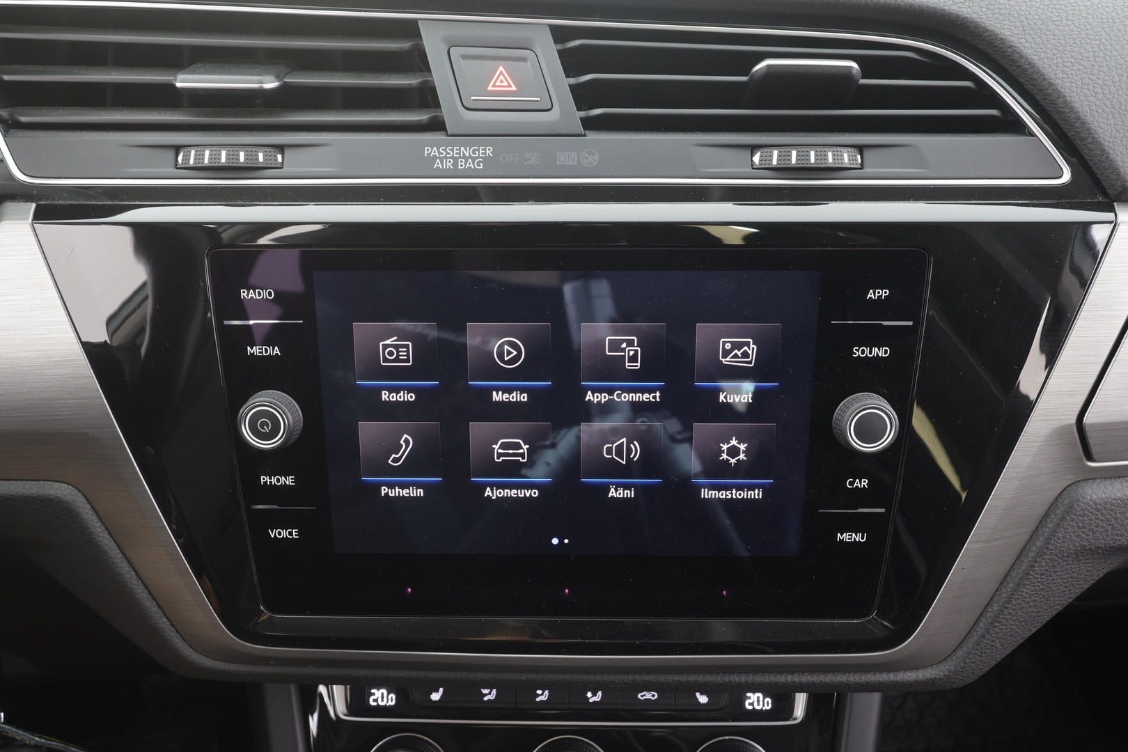 VOLKSWAGEN Touran 2018