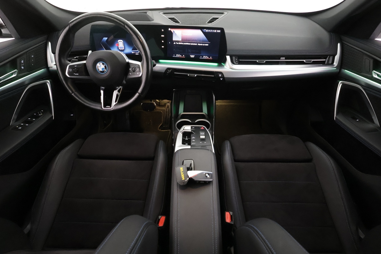 BMW IX1 2023