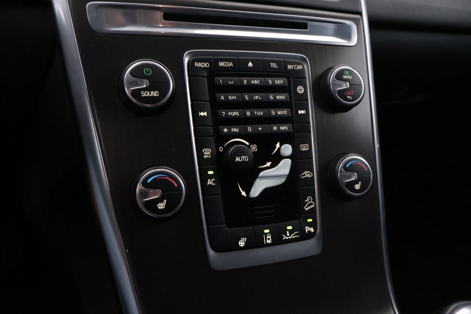 VOLVO XC60 2014