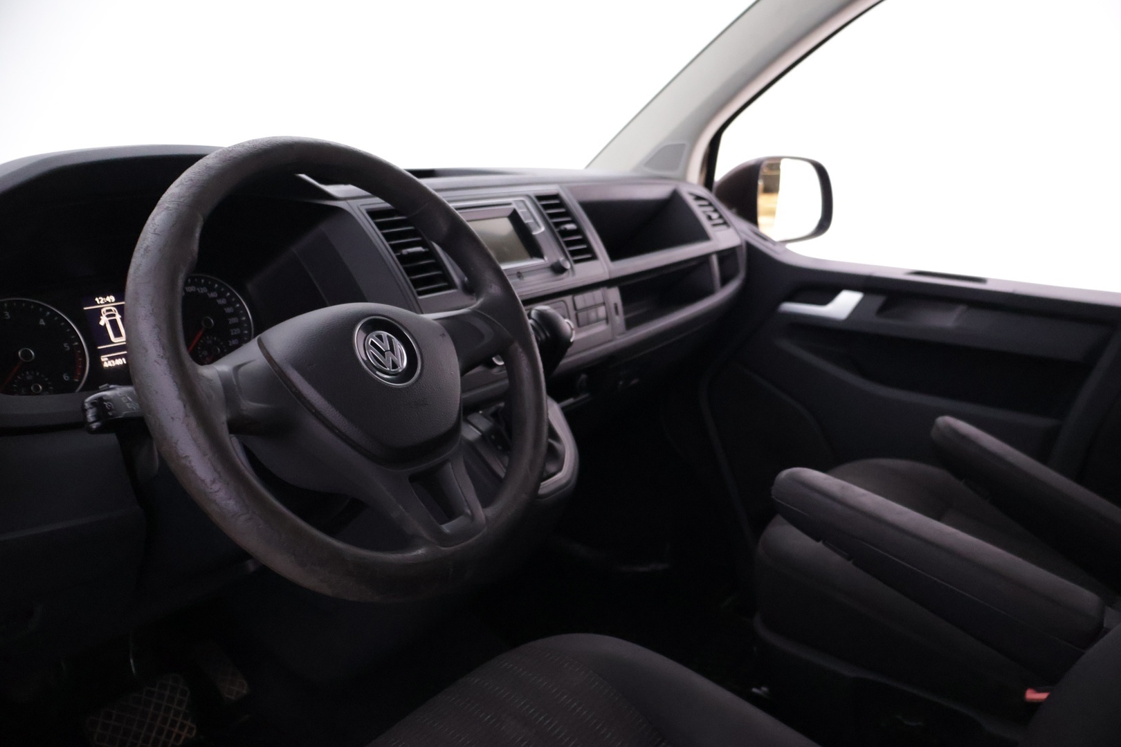 VOLKSWAGEN Caravelle 2016