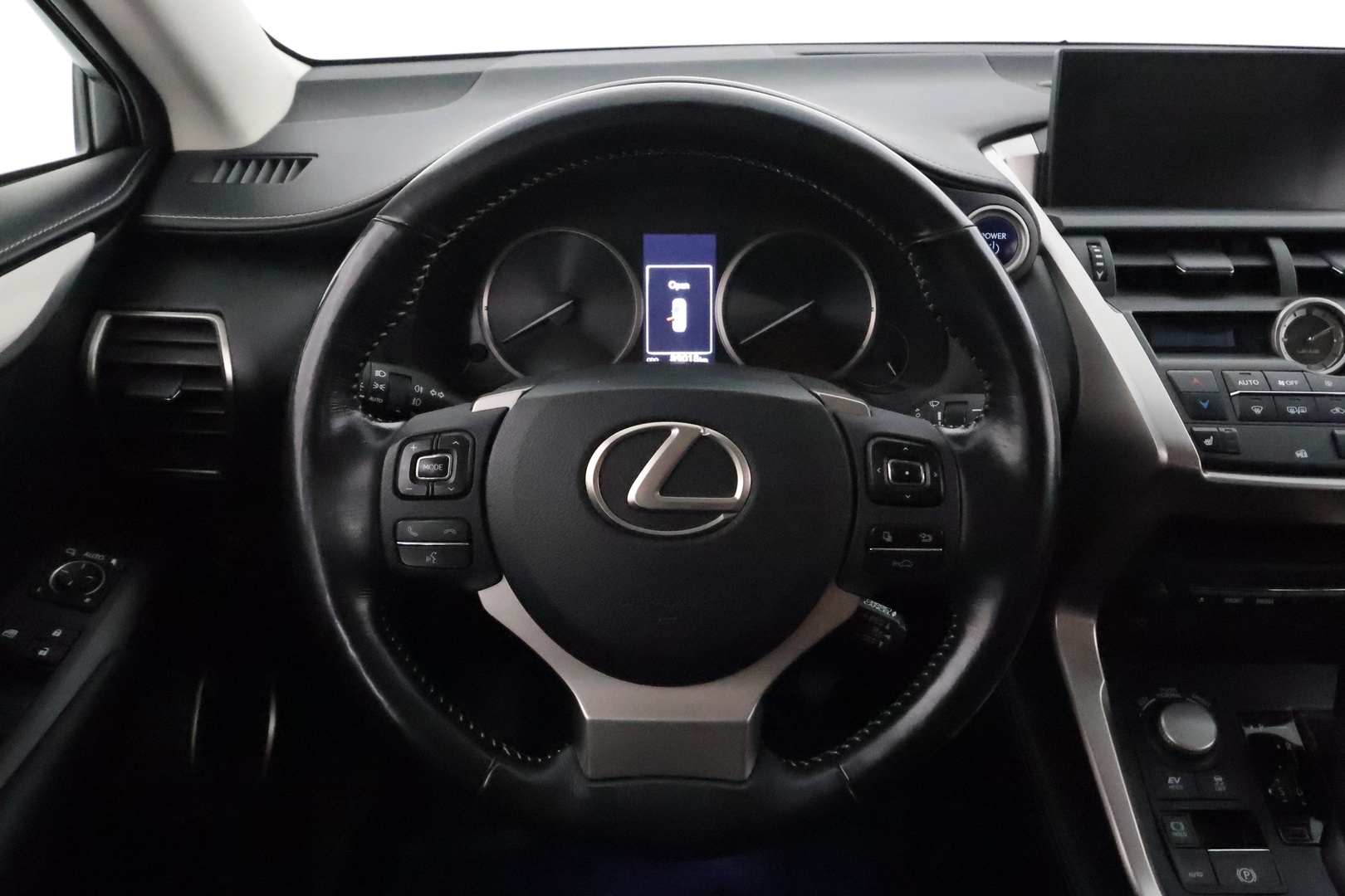 LEXUS NX 2017