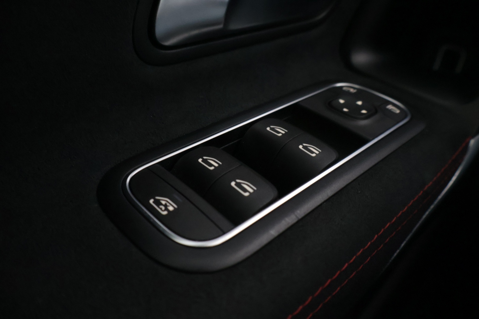 MERCEDES-BENZ CLA 2020