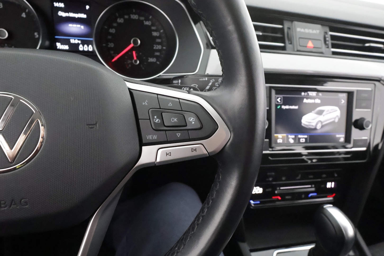 VOLKSWAGEN Passat 2021