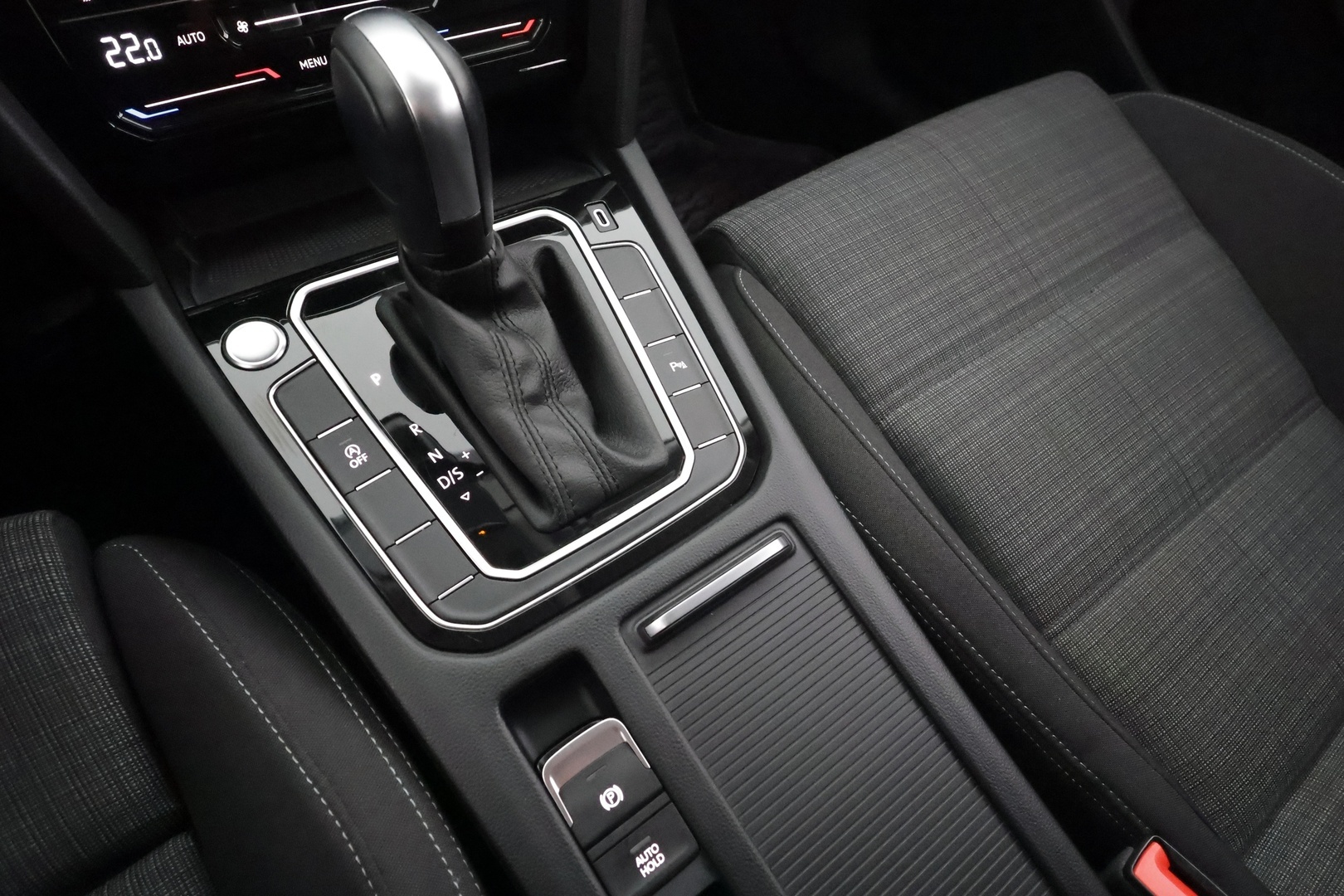 VOLKSWAGEN Passat 2021