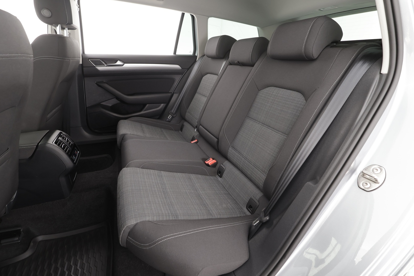 VOLKSWAGEN Passat 2021