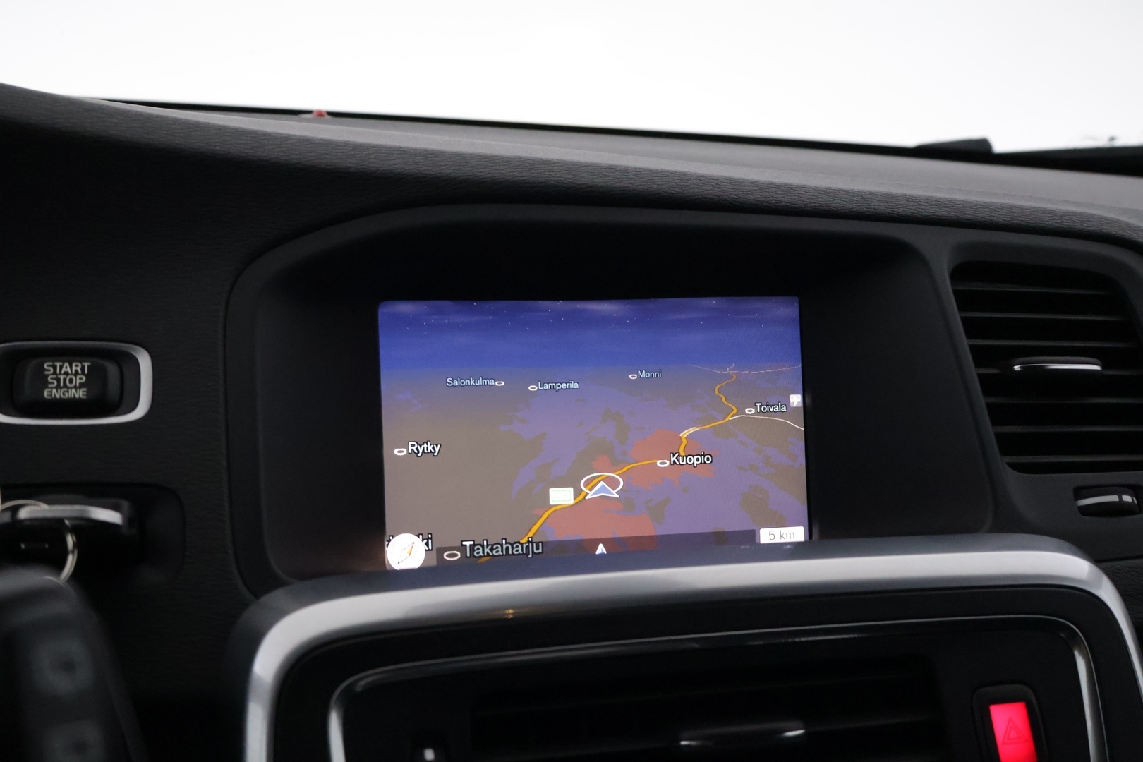 VOLVO V60 Cross Country 2018