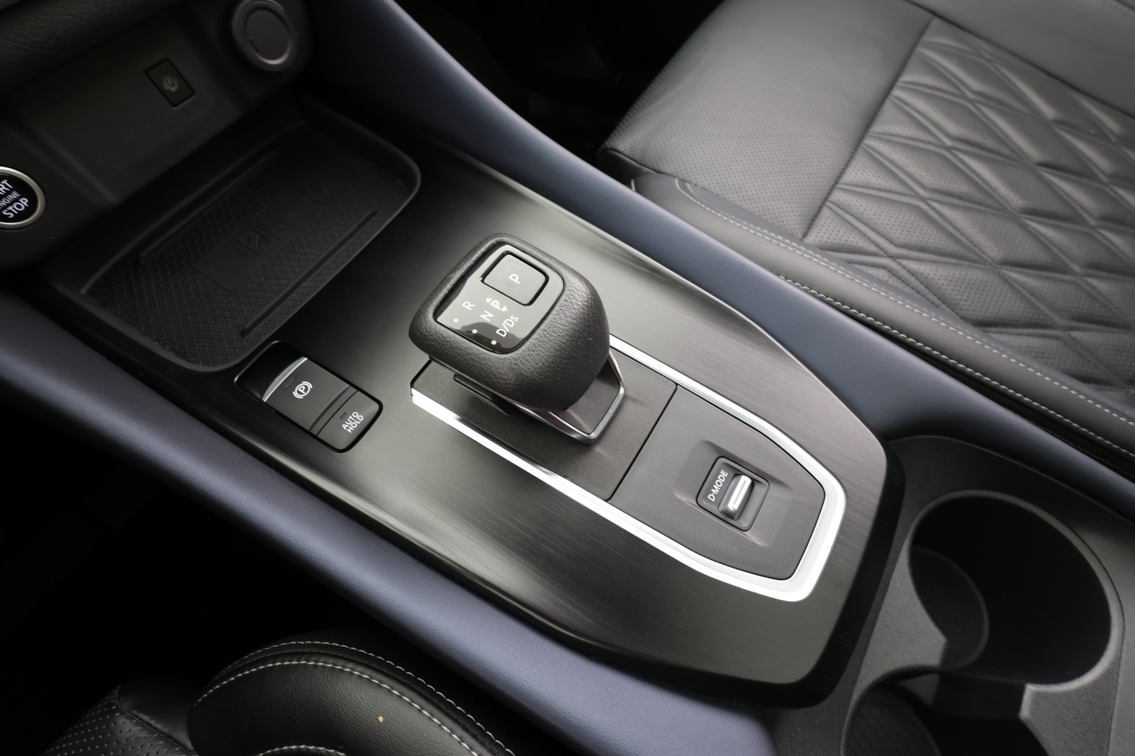 NISSAN Qashqai 2023
