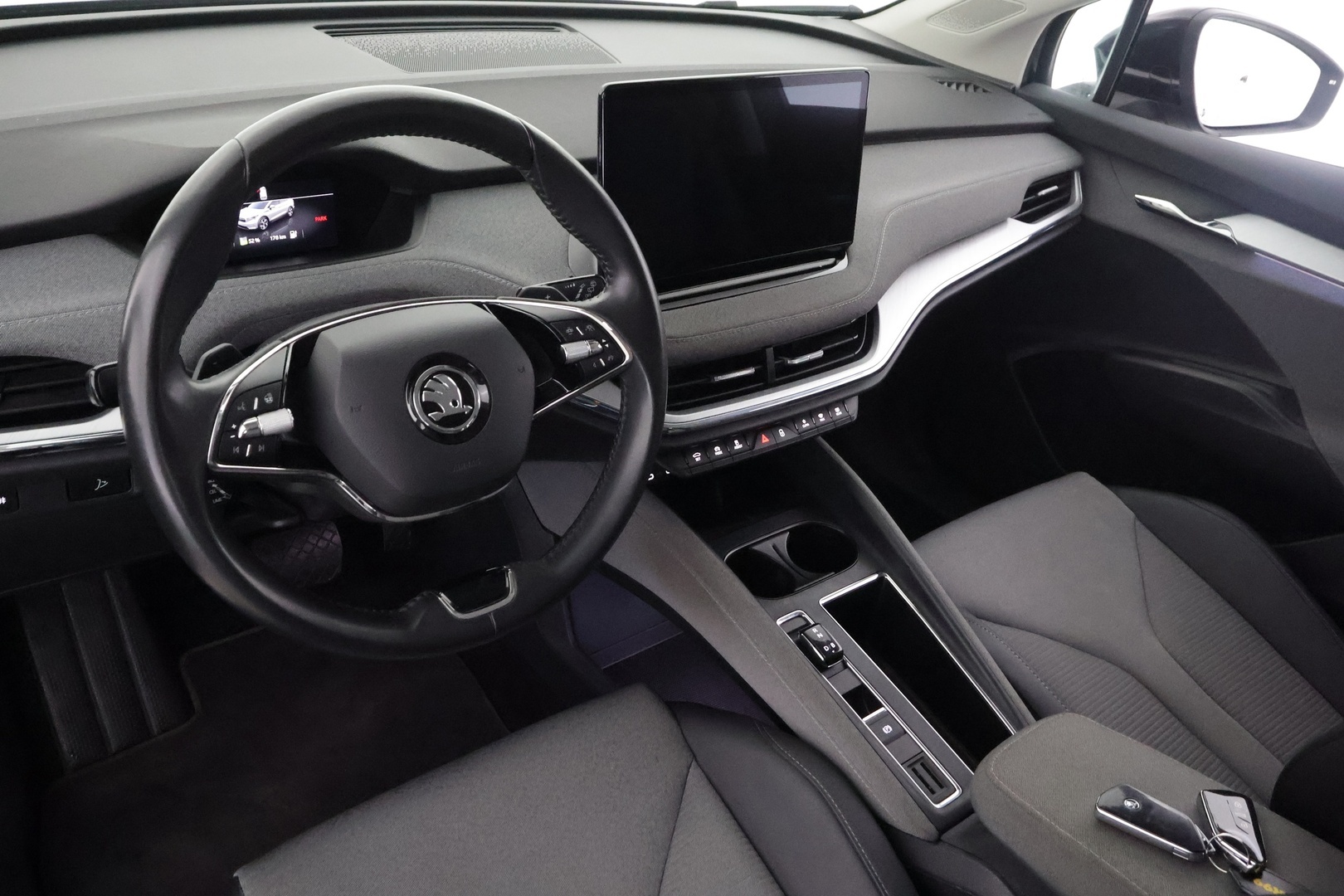 SKODA Enyaq 2022