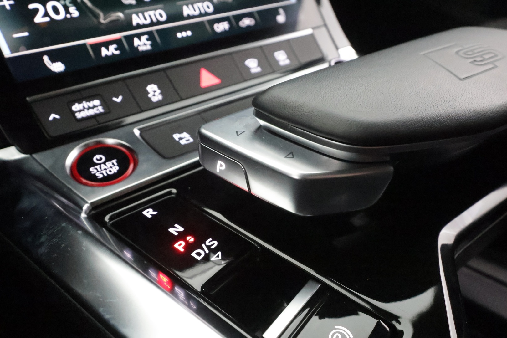AUDI E-TRON 2023