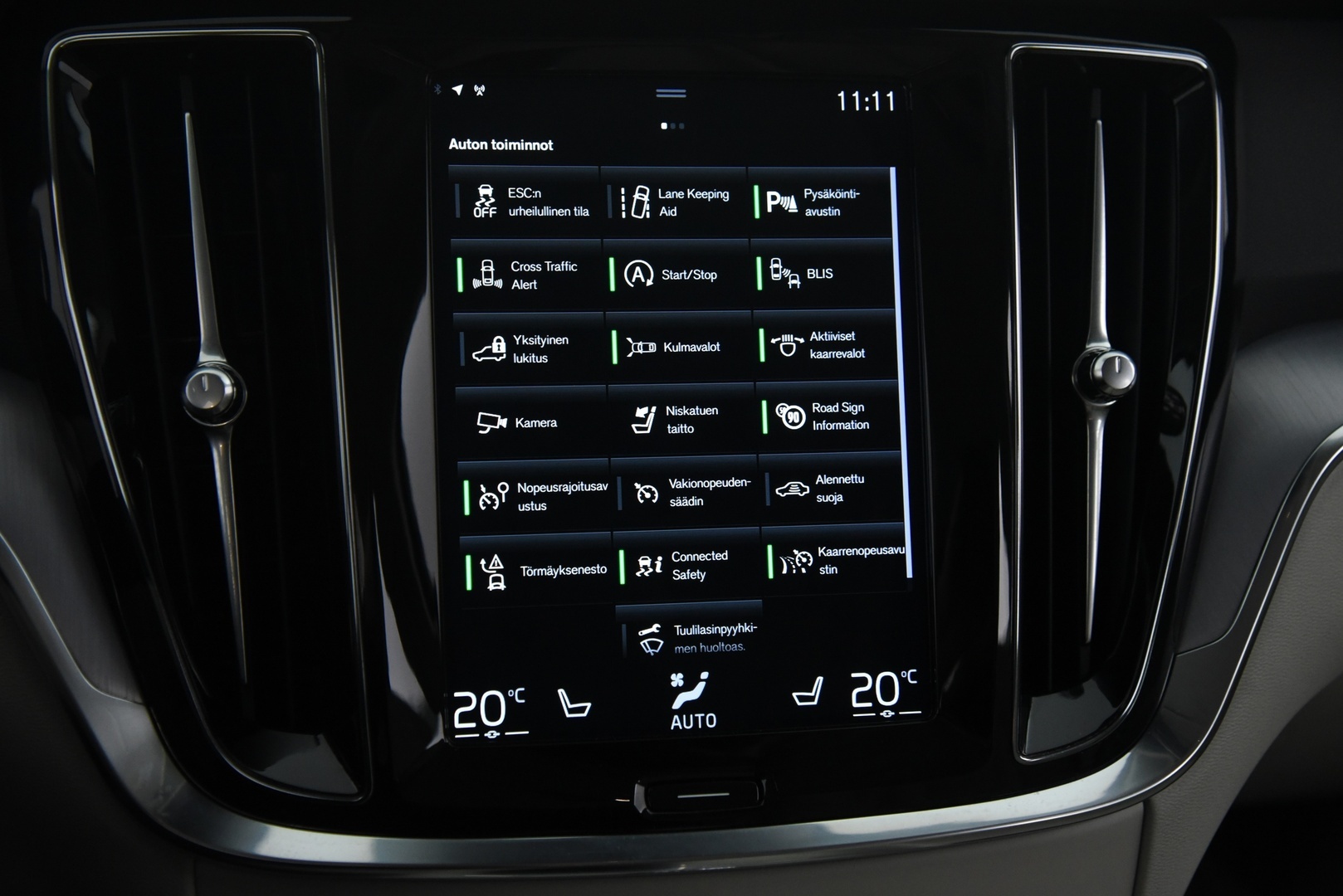 VOLVO V60 2021