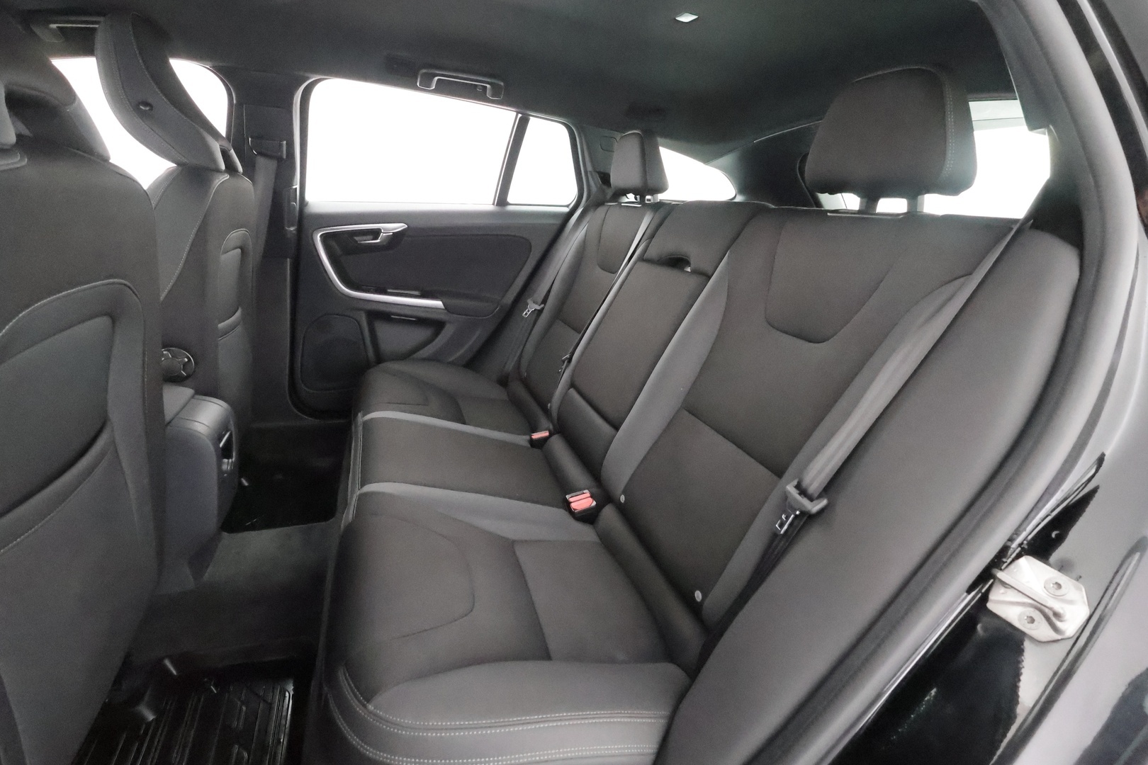VOLVO V60 2014