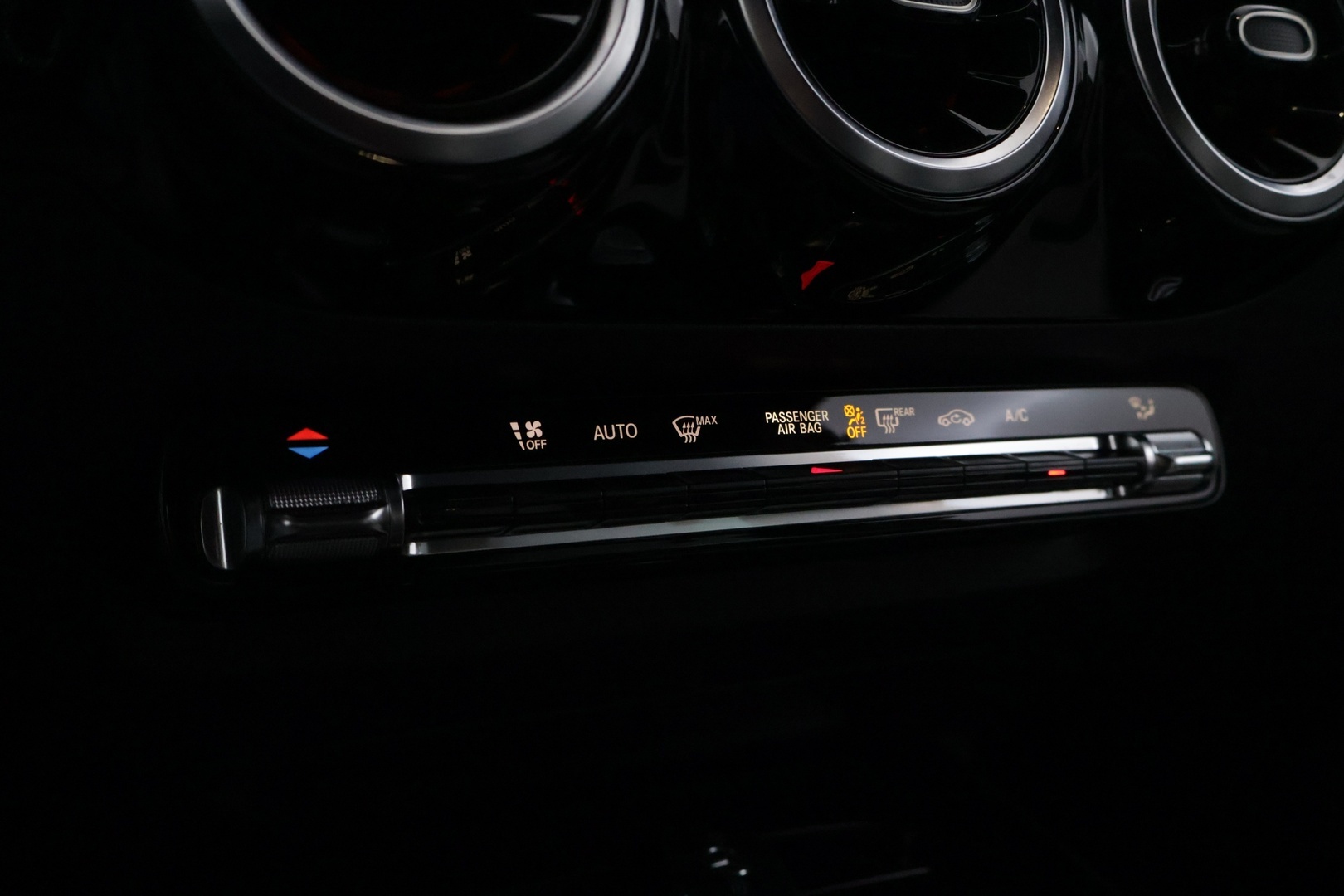 MERCEDES-BENZ B 2019