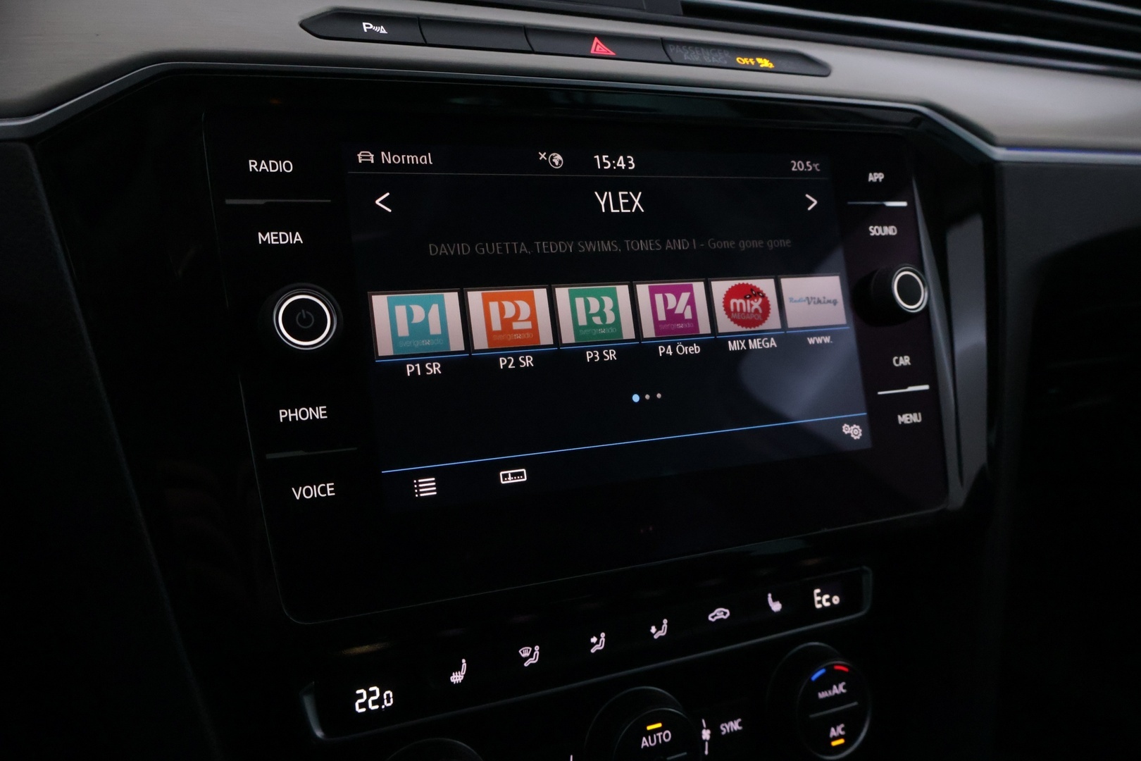 VOLKSWAGEN Passat 2017