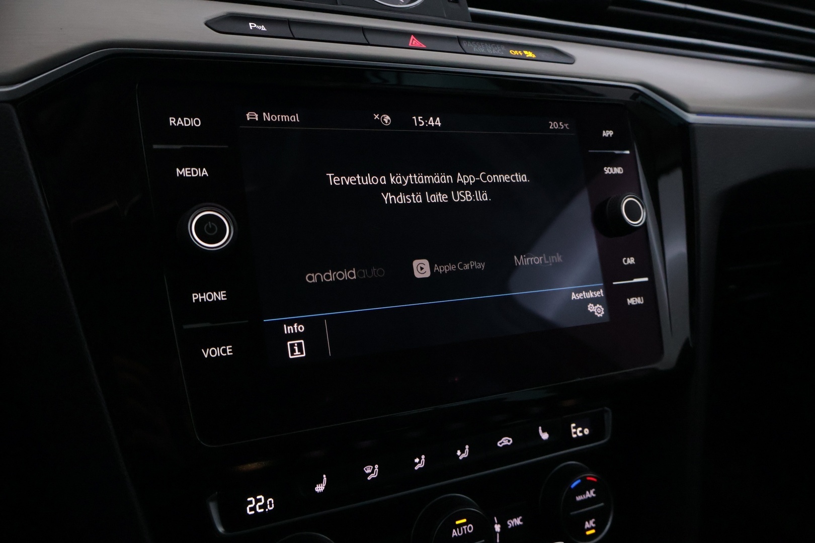 VOLKSWAGEN Passat 2017