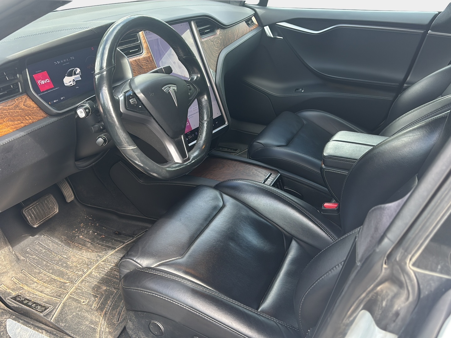 TESLA Model S 2020