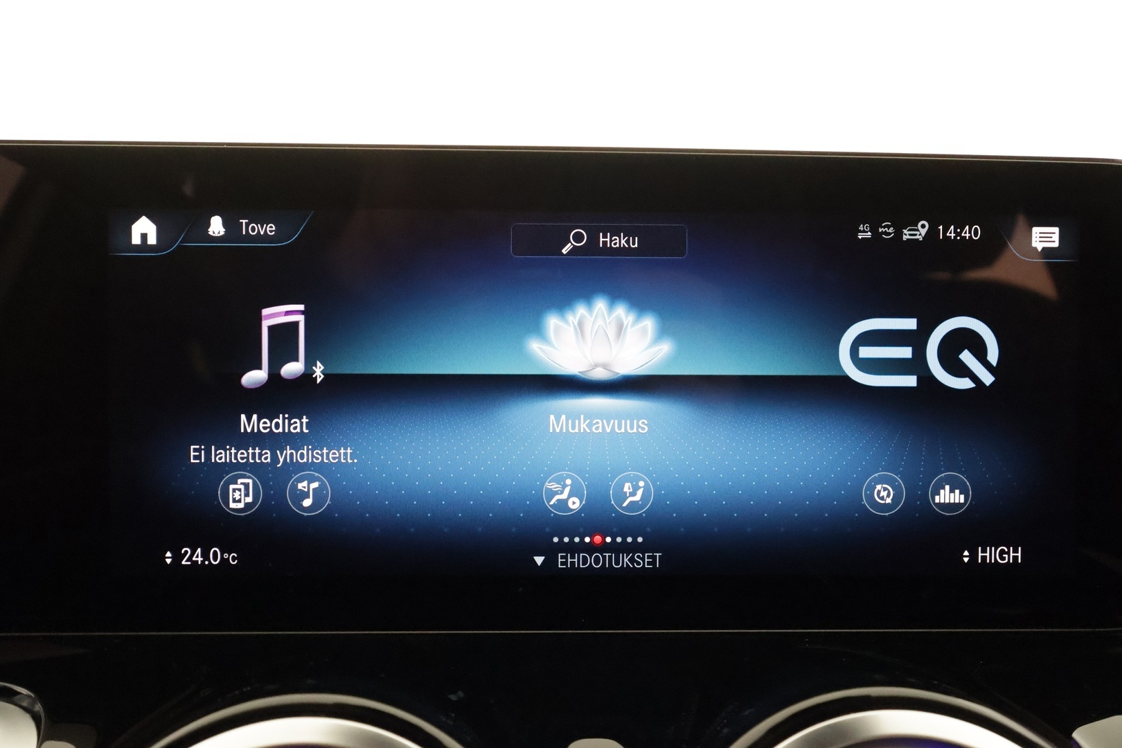 MERCEDES-BENZ EQB 2024
