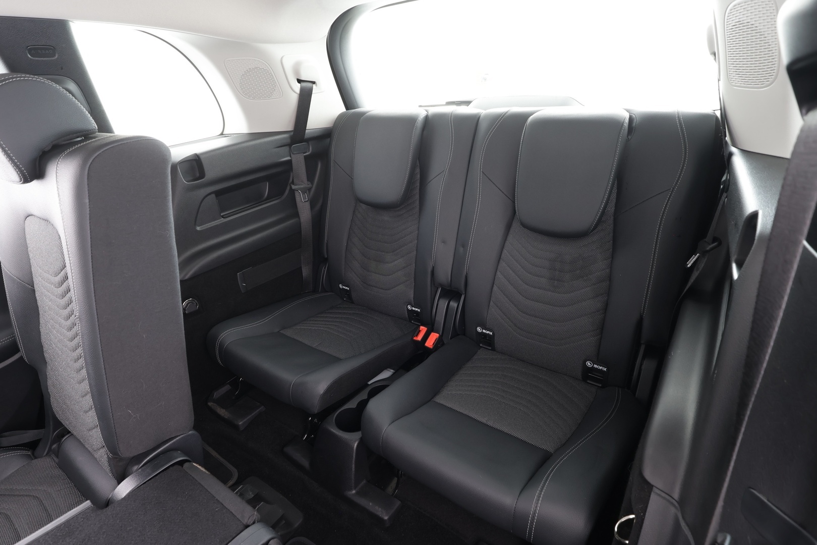 MERCEDES-BENZ EQB 2024
